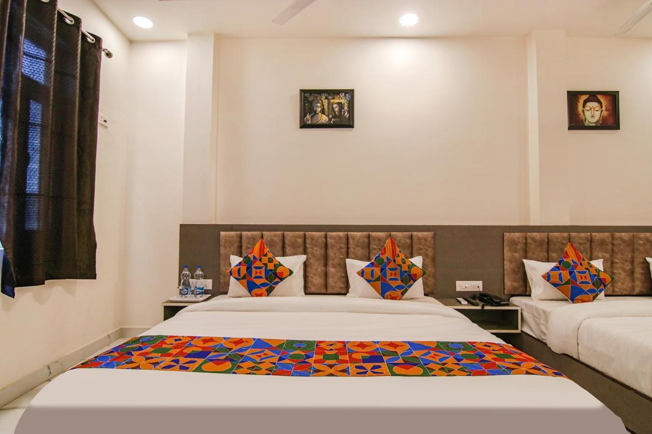 Fabhotel Aryan Grand Amritsar Exterior foto