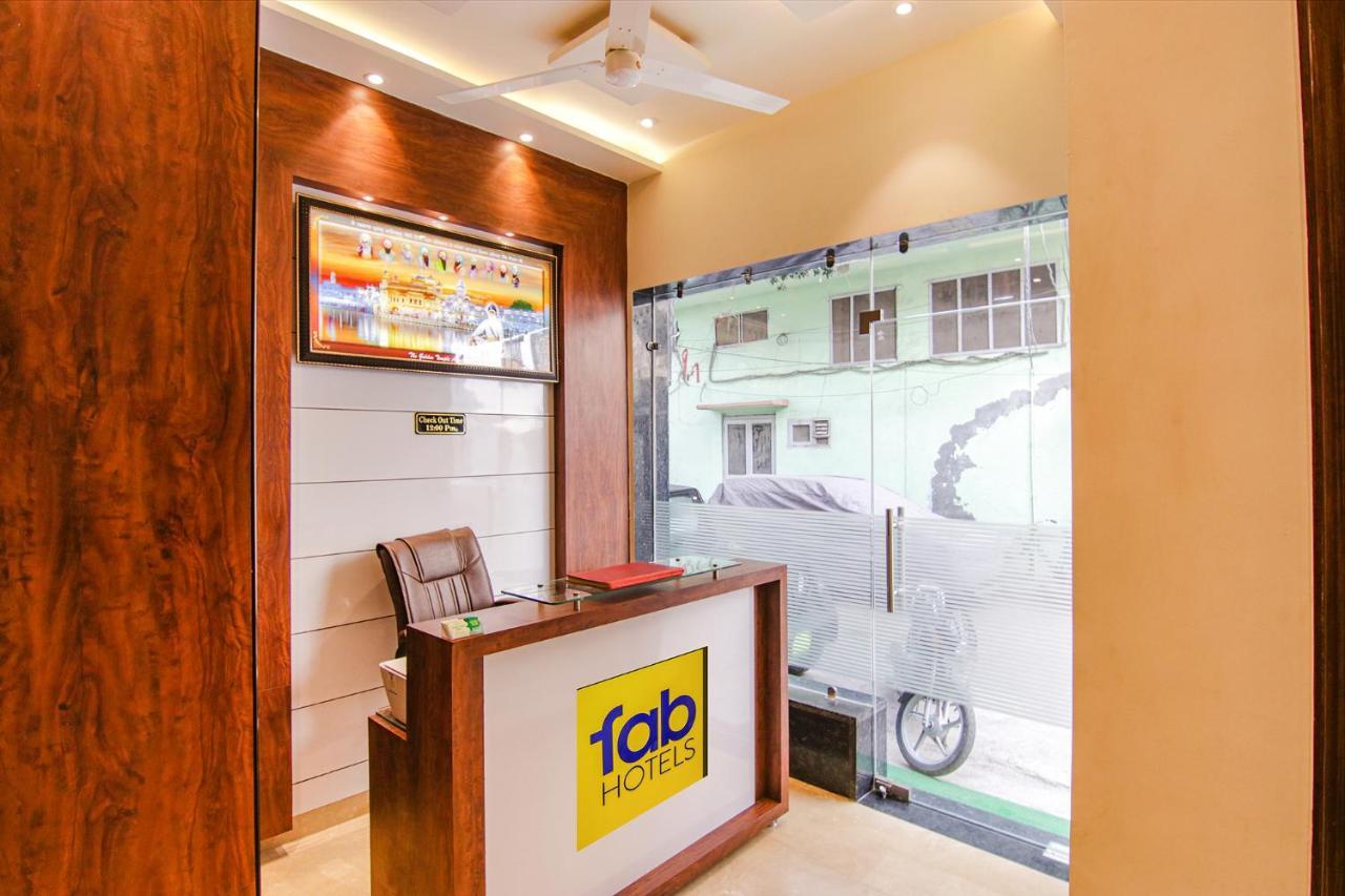 Fabhotel Aryan Grand Amritsar Exterior foto