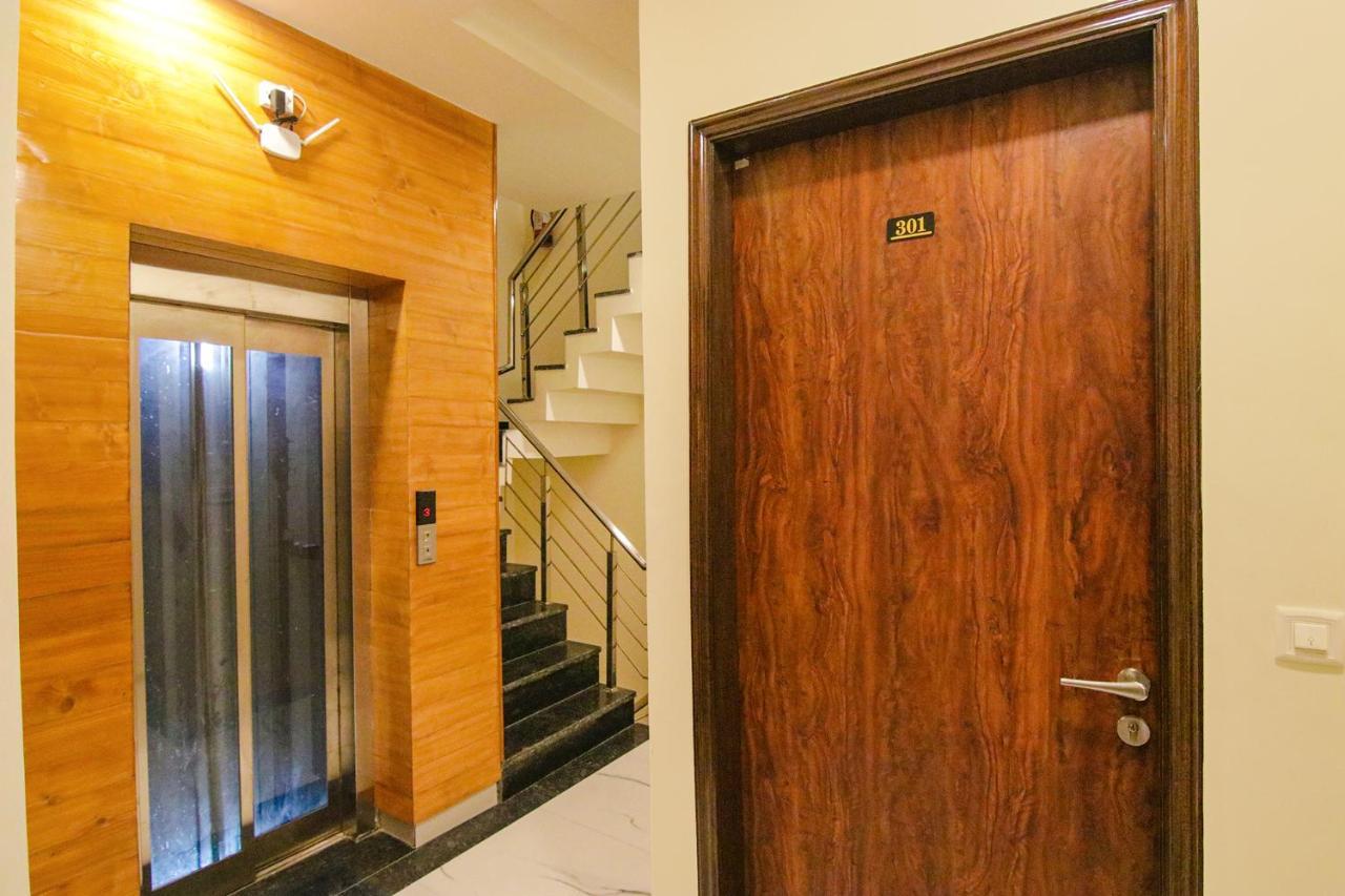 Fabhotel Aryan Grand Amritsar Exterior foto