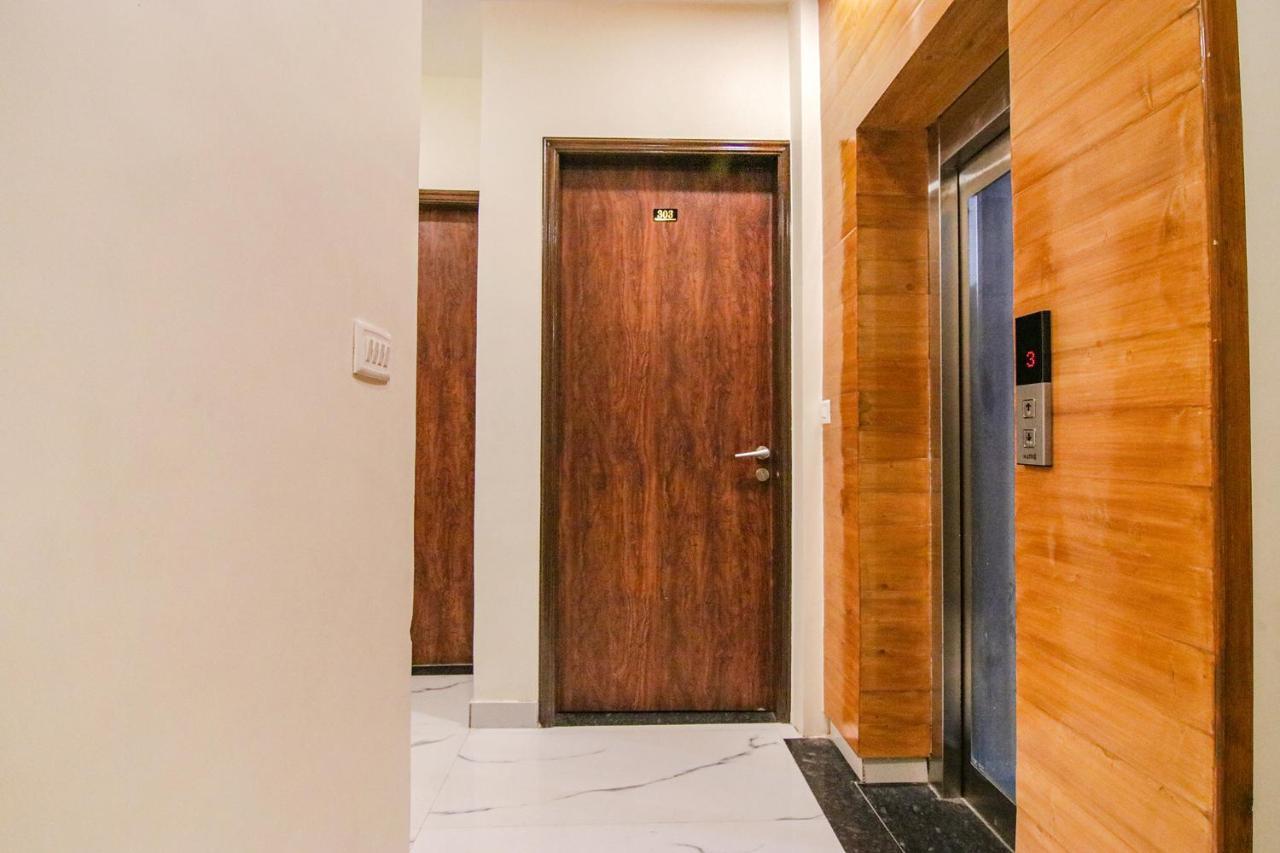 Fabhotel Aryan Grand Amritsar Exterior foto
