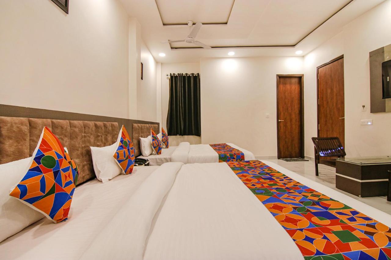 Fabhotel Aryan Grand Amritsar Exterior foto