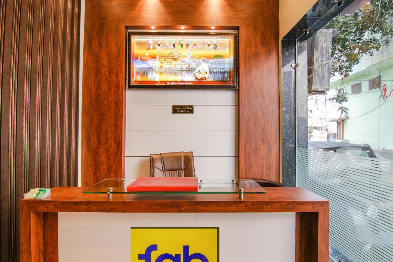 Fabhotel Aryan Grand Amritsar Exterior foto