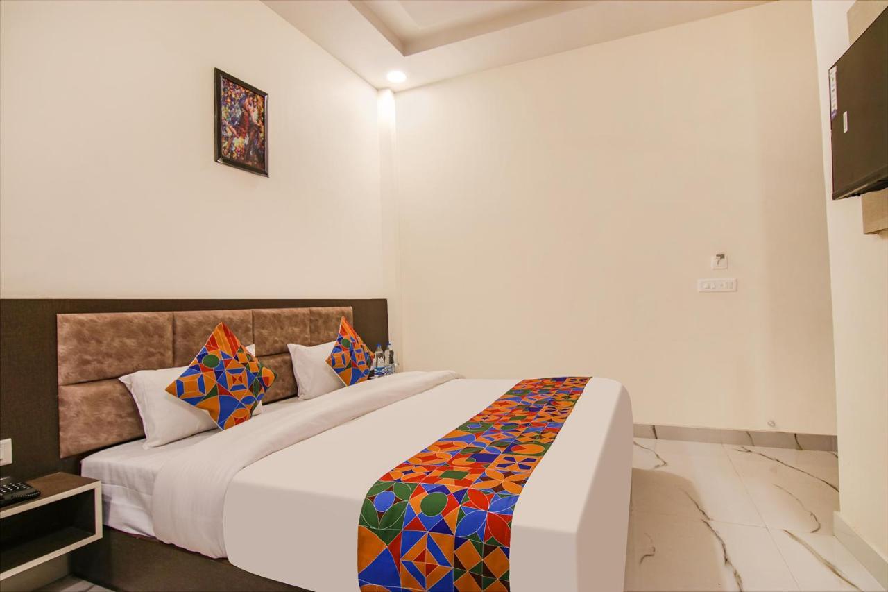 Fabhotel Aryan Grand Amritsar Exterior foto