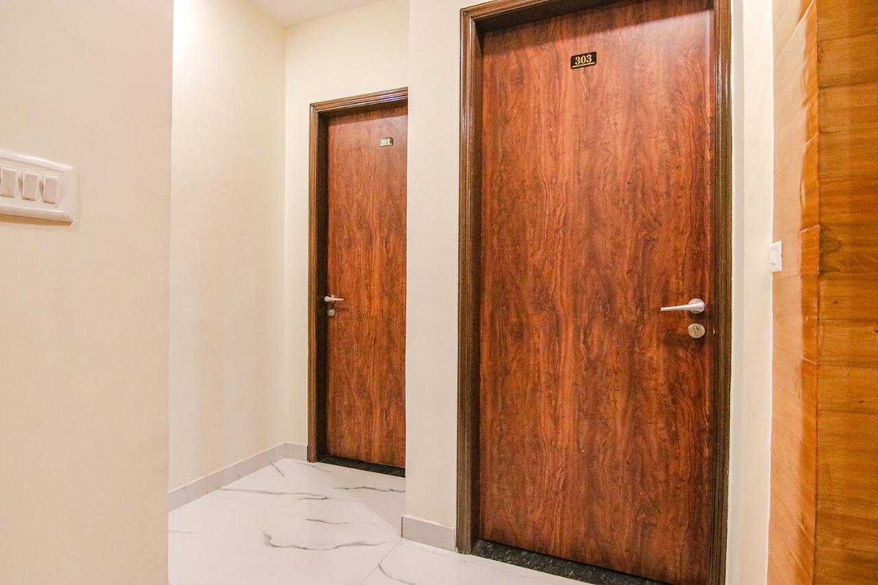Fabhotel Aryan Grand Amritsar Exterior foto